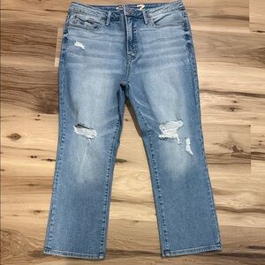 Seven7 Light Blue Distressed cropped Jeans